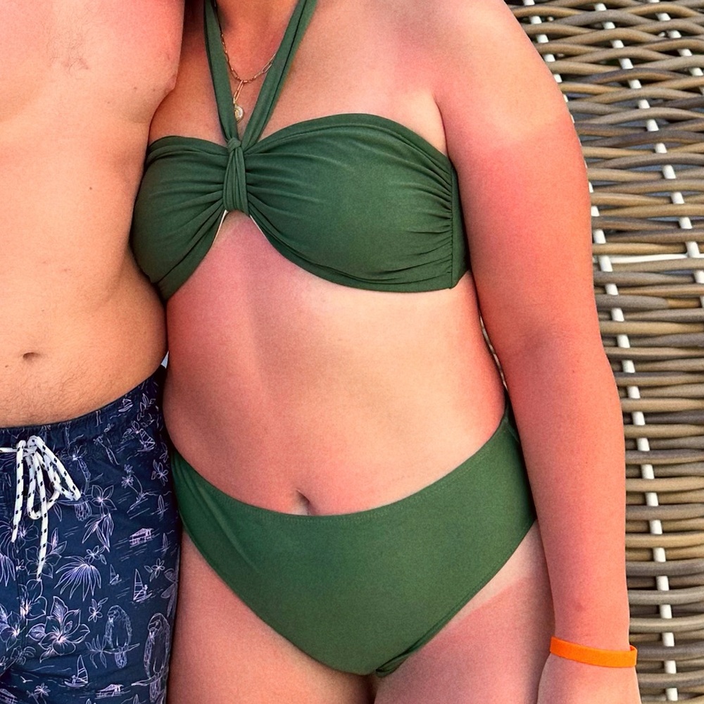 Faithfull the Brand Green Bikini Set - Picture 5 of 9